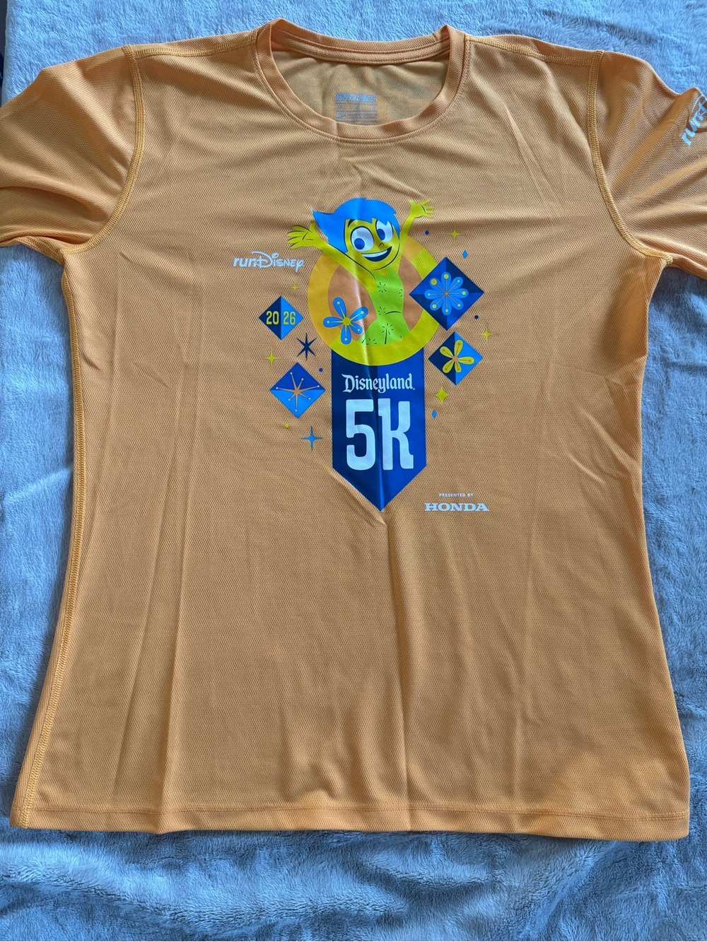 Disneyland 5K Joy Orange women’s Long Sleeve Tee Size M
